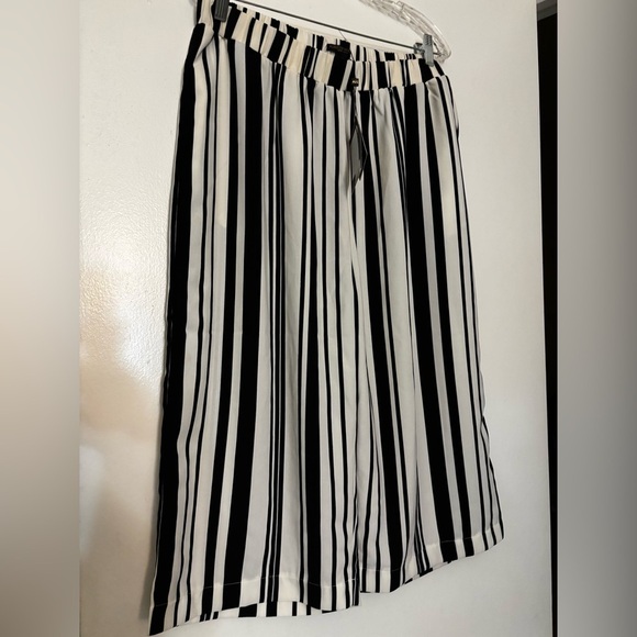 Alberto Makali NWT striped pants - Picture 2 of 3